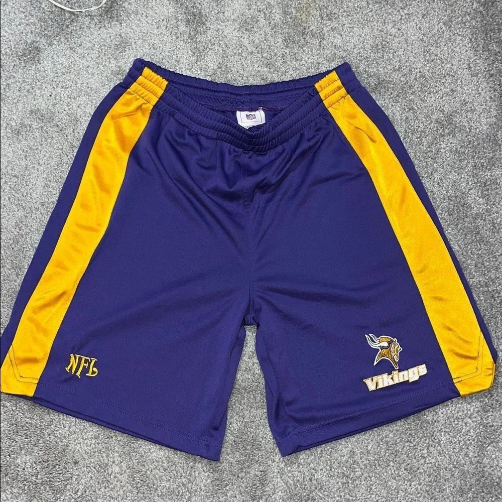All NEW Minnesota SKOL Vikings NFL logo Football workout gym Shorts L Men’s